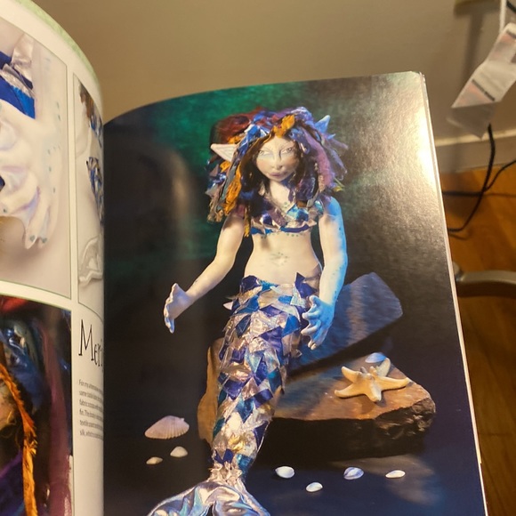 Making Fantasy Cloth Folls Book Jan Horrox - Picture 3 of 6